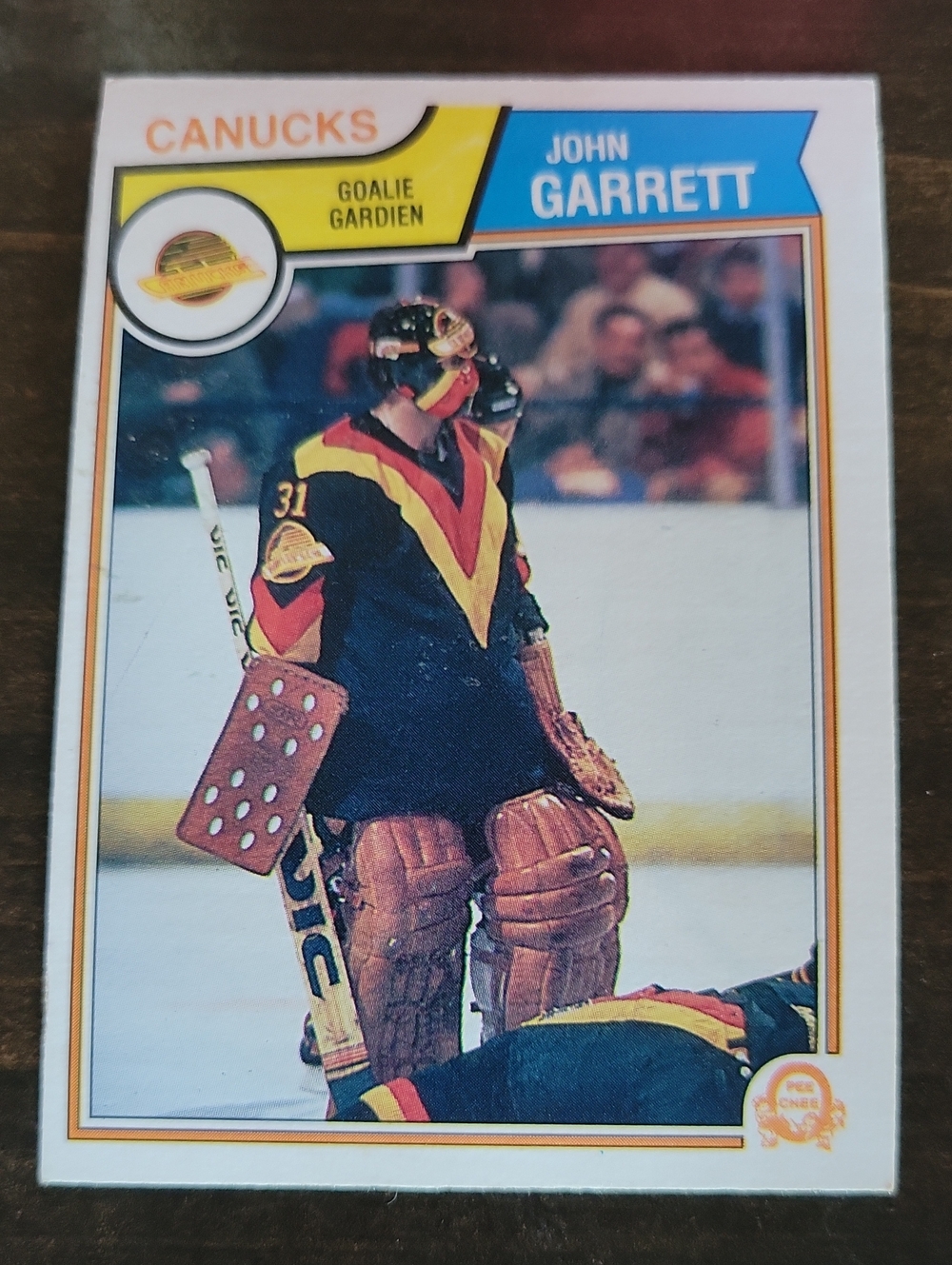 1983/84 OPC John Garrett Canucks Hockey Trading Card - Black & Red Goalie Design